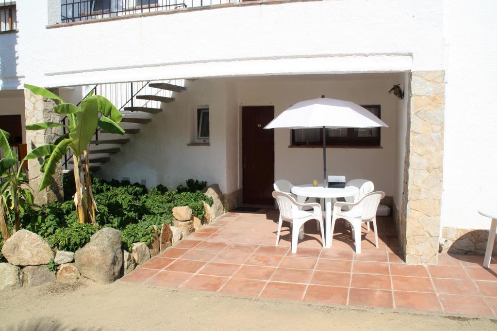 Apartaments Margarita Sabina Pinell Кастел Пладжа де Аро Екстериор снимка