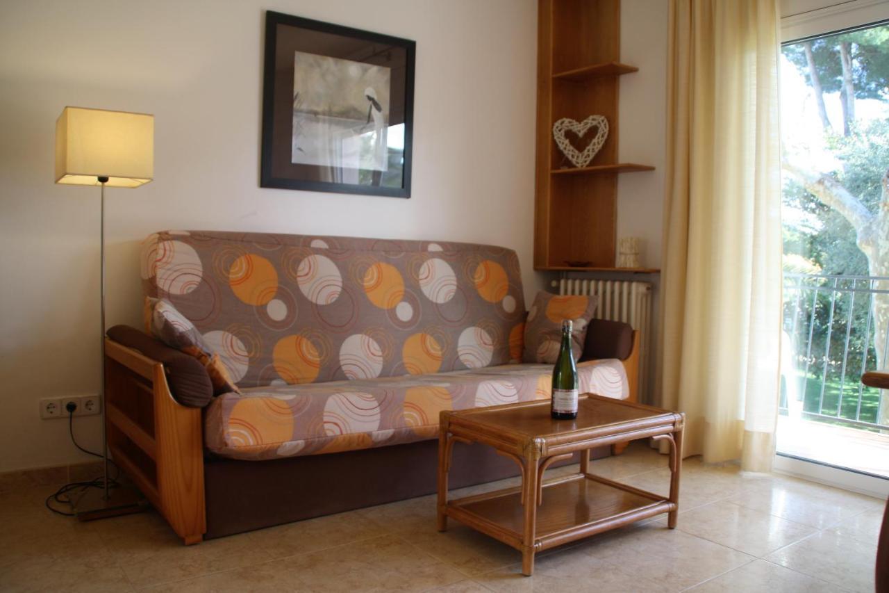 Apartaments Margarita Sabina Pinell Кастел Пладжа де Аро Екстериор снимка