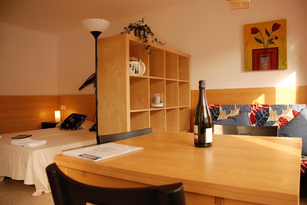 Apartaments Margarita Sabina Pinell Кастел Пладжа де Аро Екстериор снимка